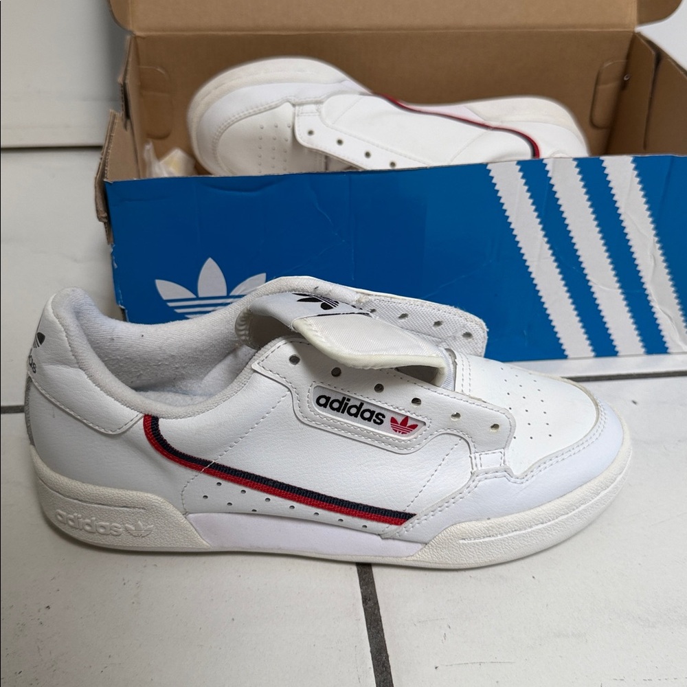 Adidas White and Red Sneakers
Used 
Size 6